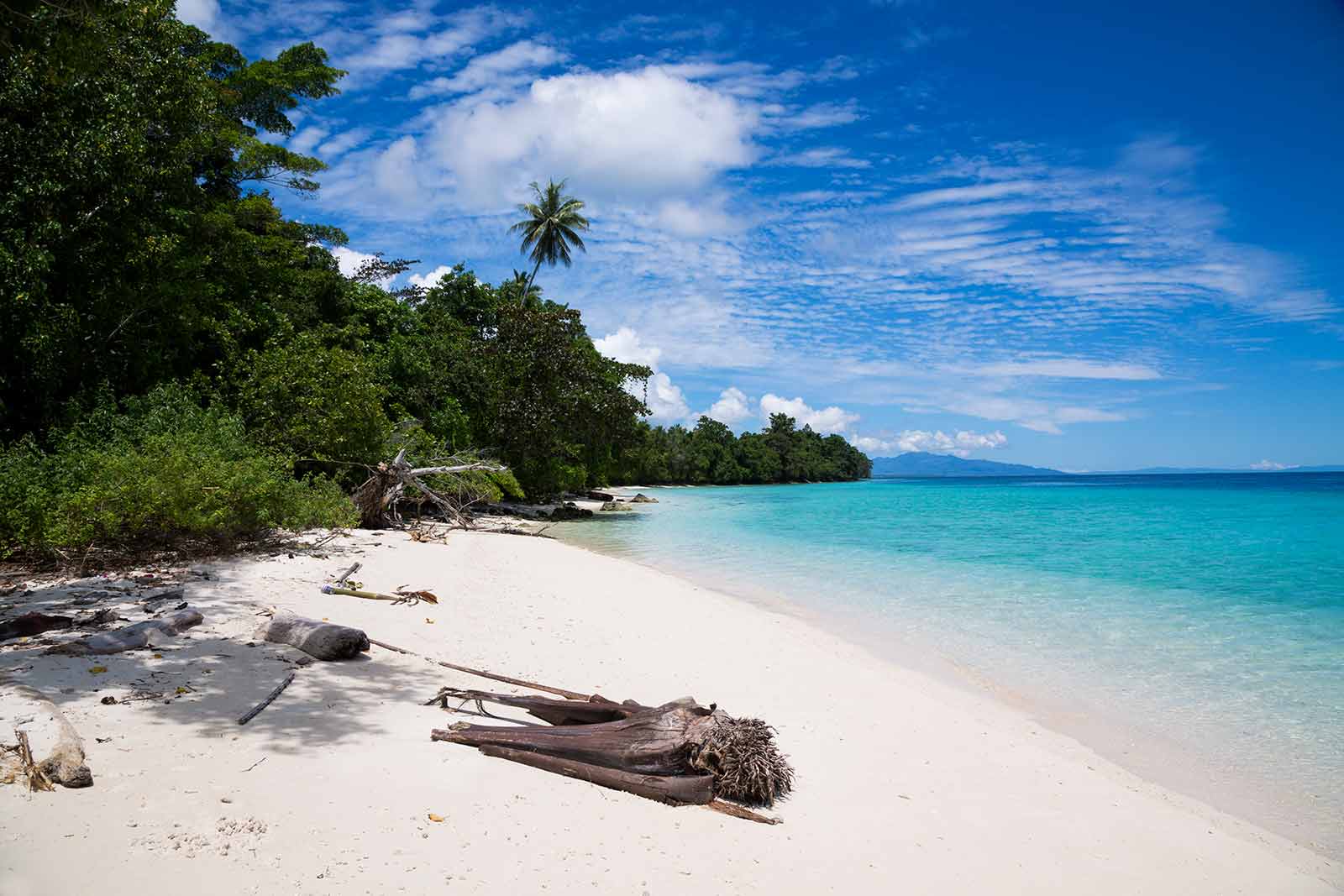 Maluku Islands: Saparua beach paradise.